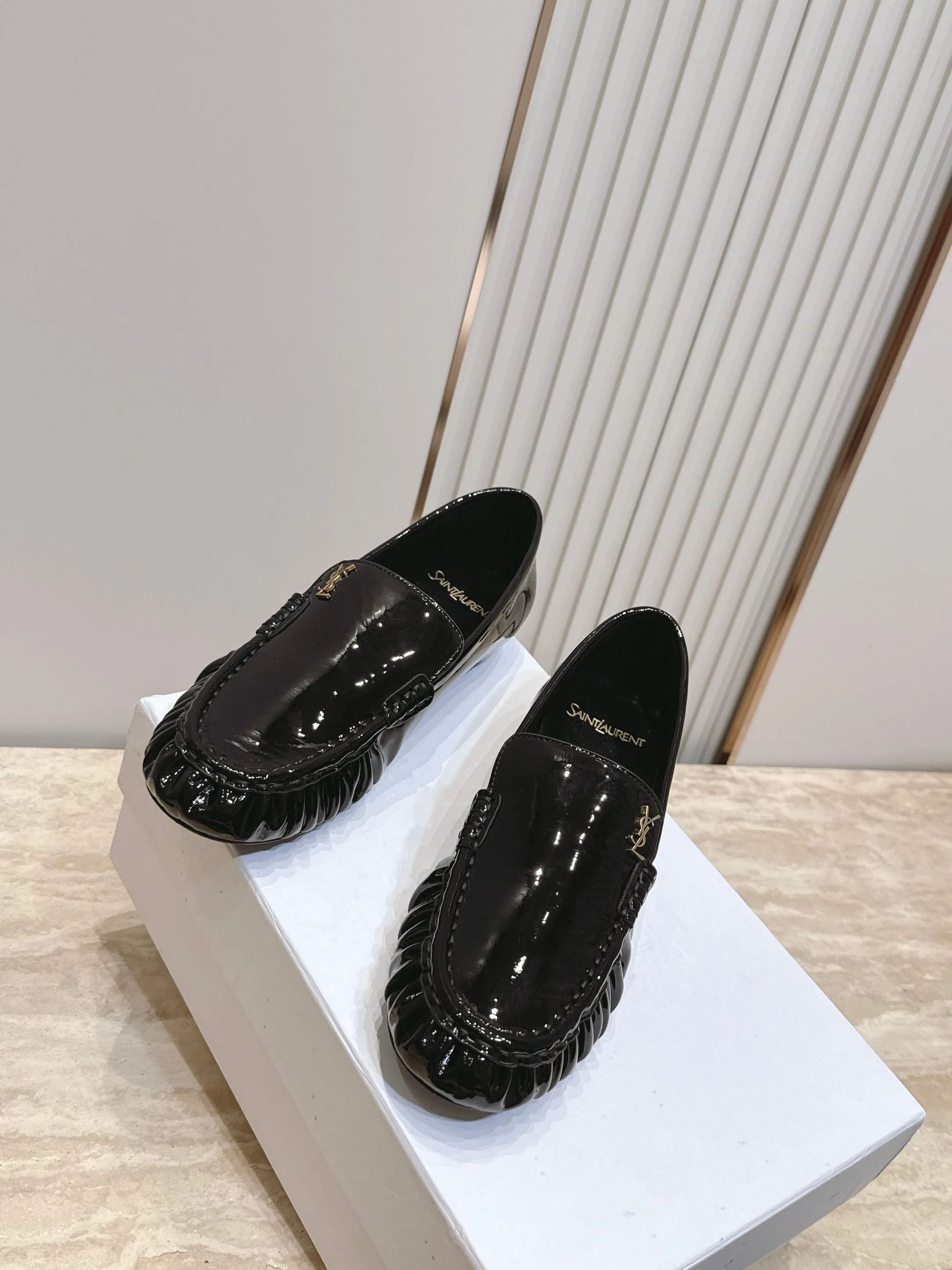 Лоферы И Мокасины Женские Saint Laurent 17701345