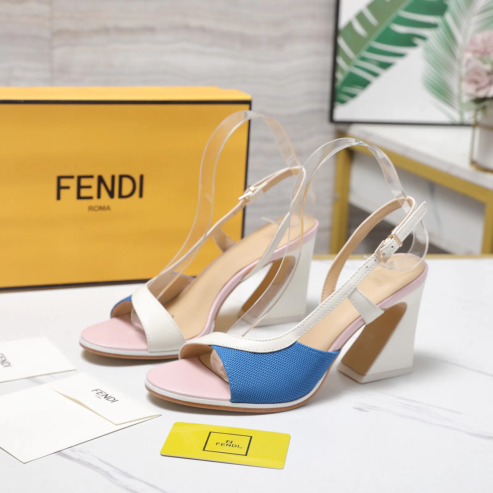 Босоножки Женские Fendi 1262695