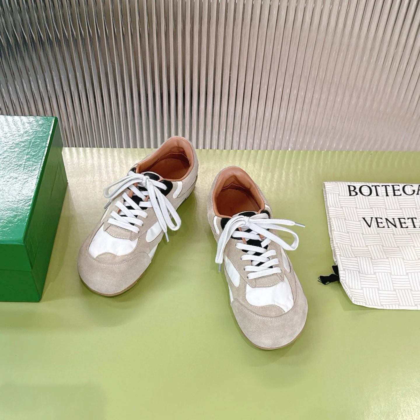 Кроссовки Женские Bottega Veneta 109619