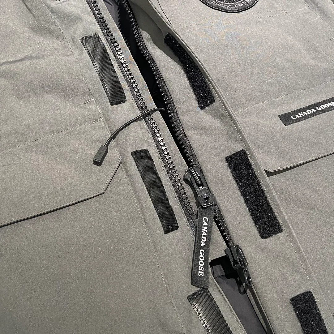 Куртки И Пуховики Женские Canada Goose 1845676