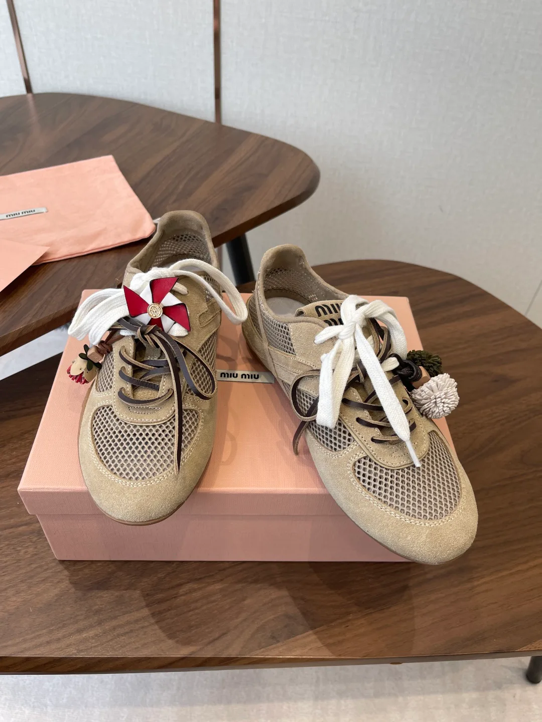 Кроссовки Женские Miu Miu 11645244