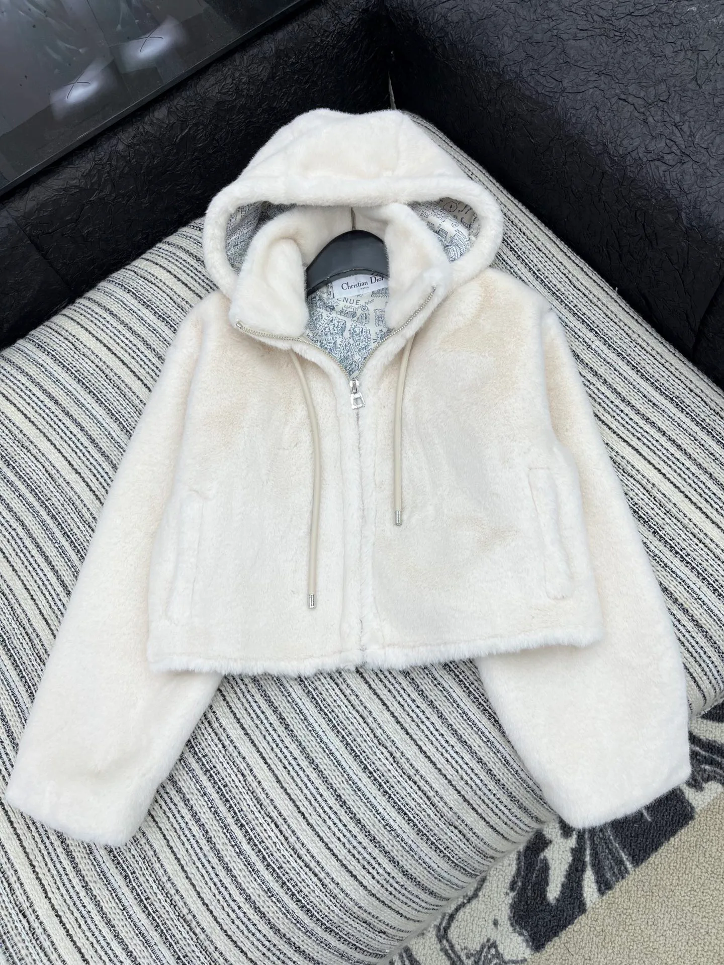 Шубы Женские Christian Dior 238733