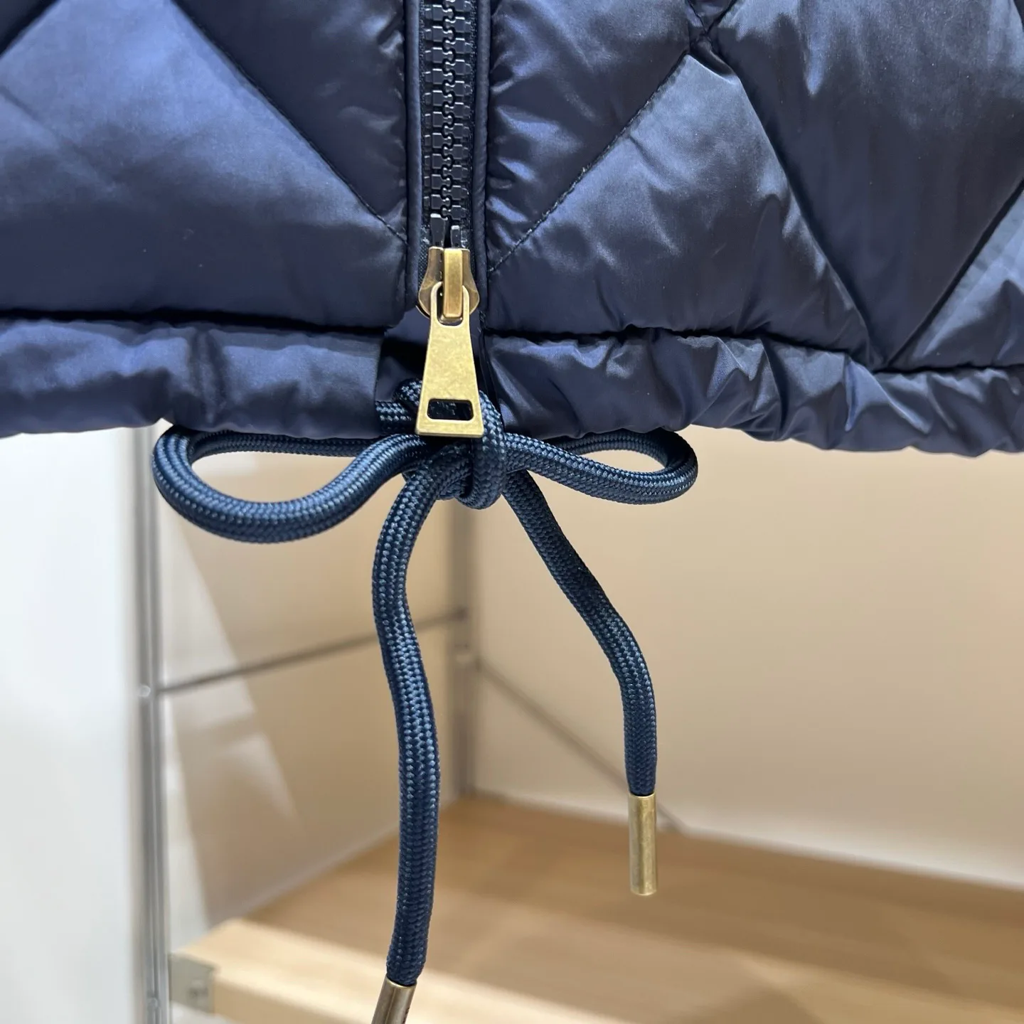 Куртки И Пуховики Женские Moncler 18188619