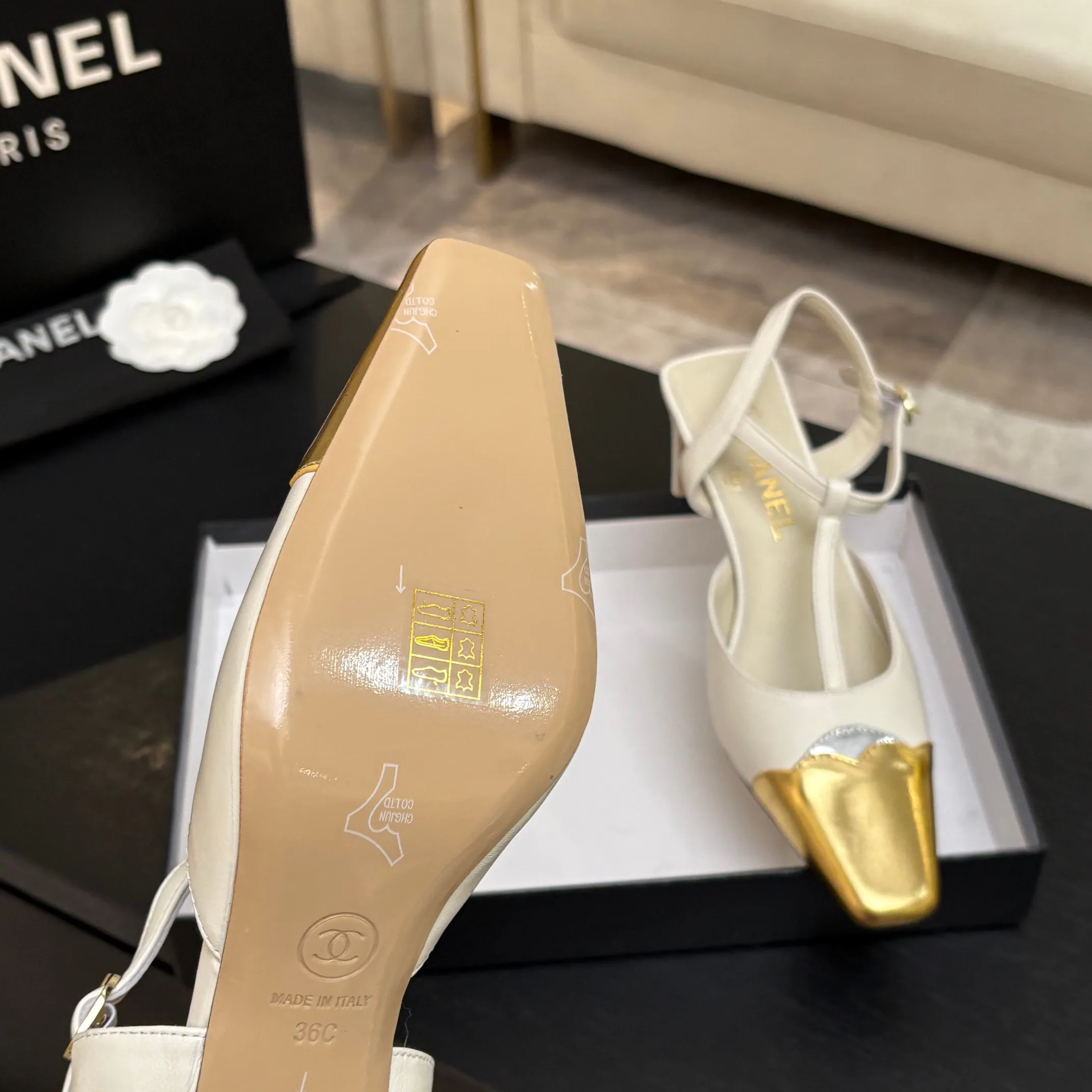 Туфли Женские Chanel 17448384