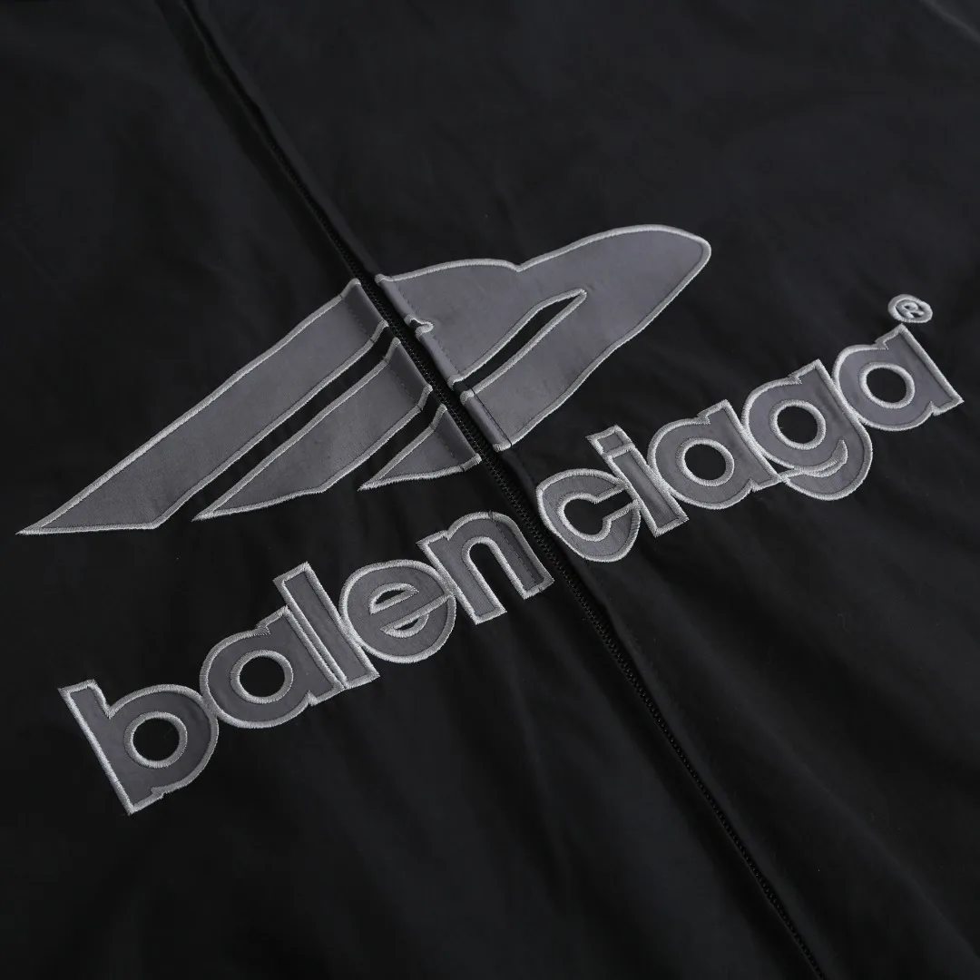 Куртки И Пуховики Женские Balenciaga 1817115