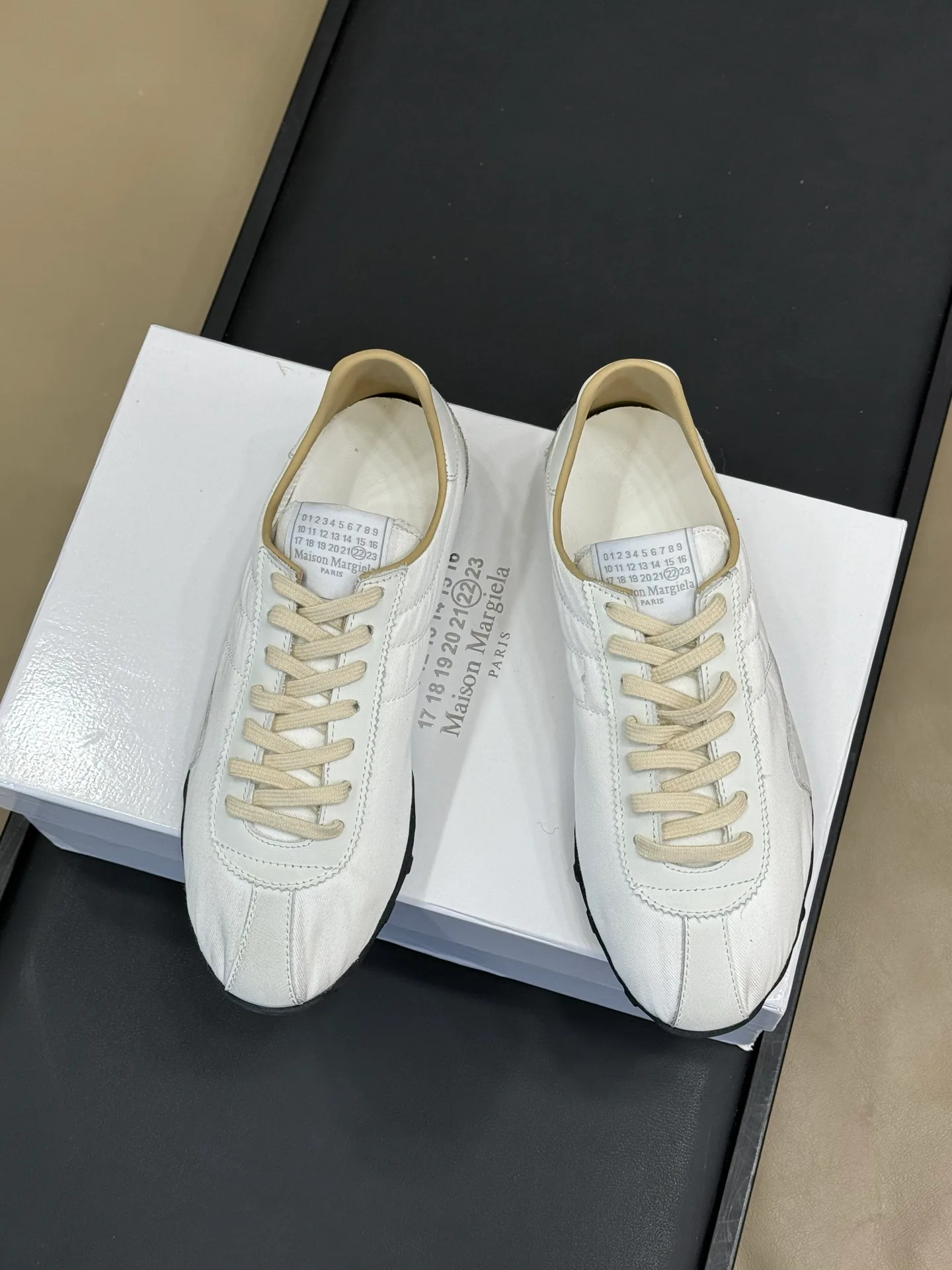 Кроссовки Женские Maison Margiela 8414