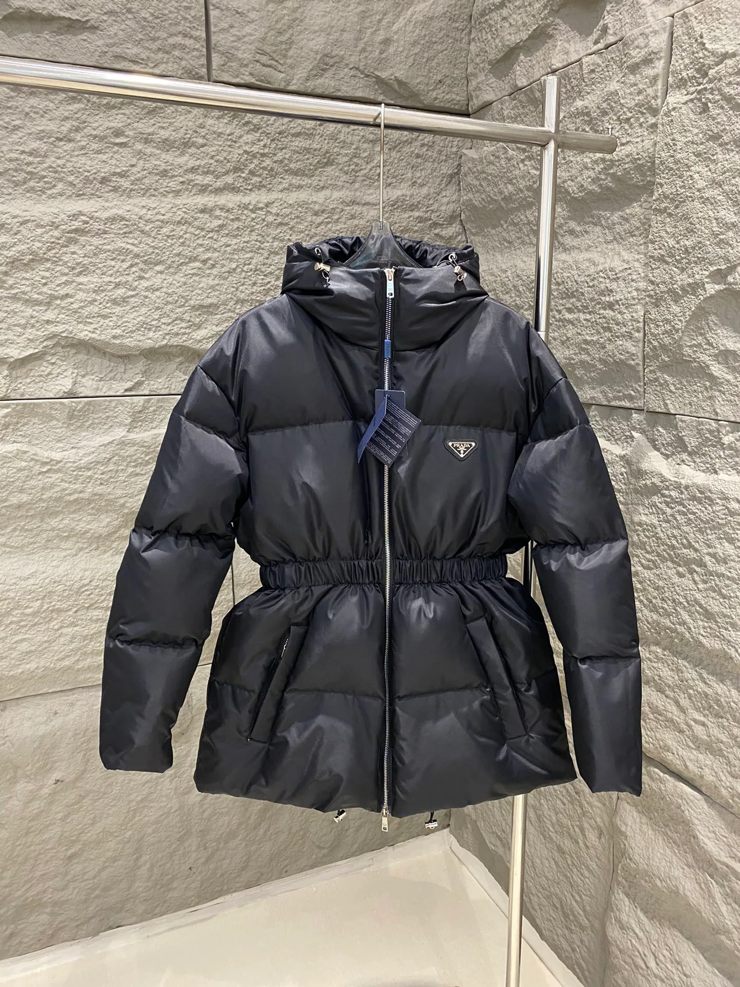 Куртки И Пуховики Женские Prada 18411270