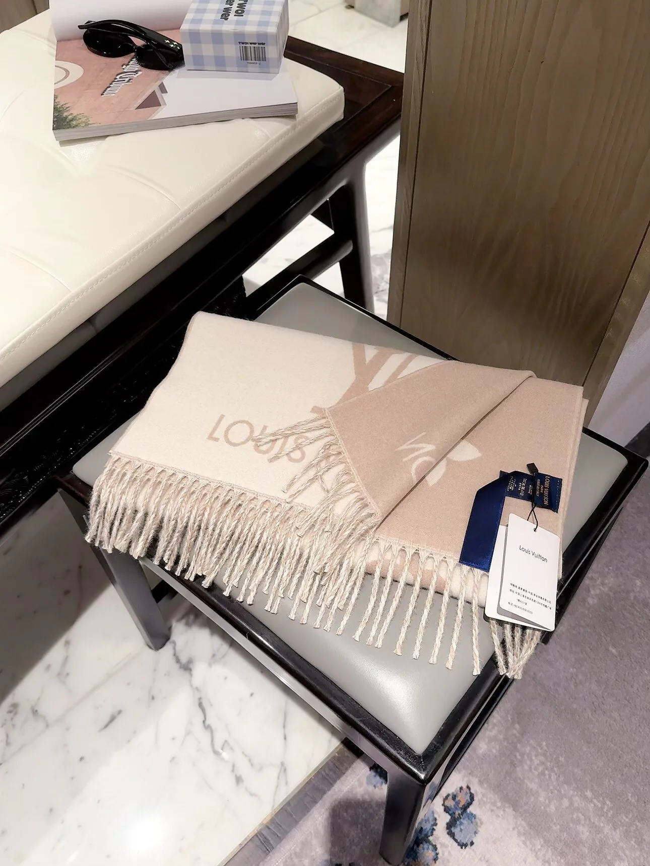 Шарфы Louis Vuitton 18450156