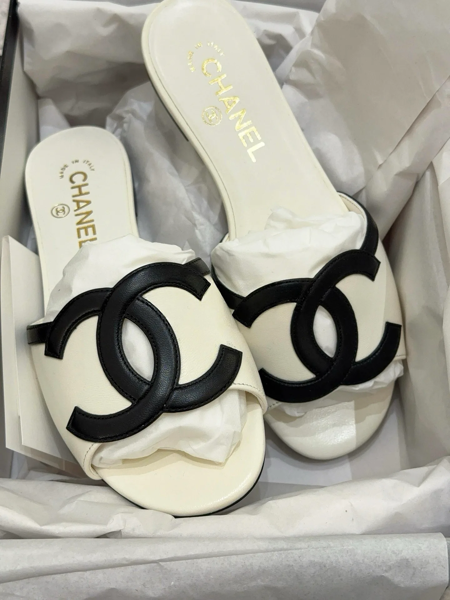 Кошельки Chanel 11571376
