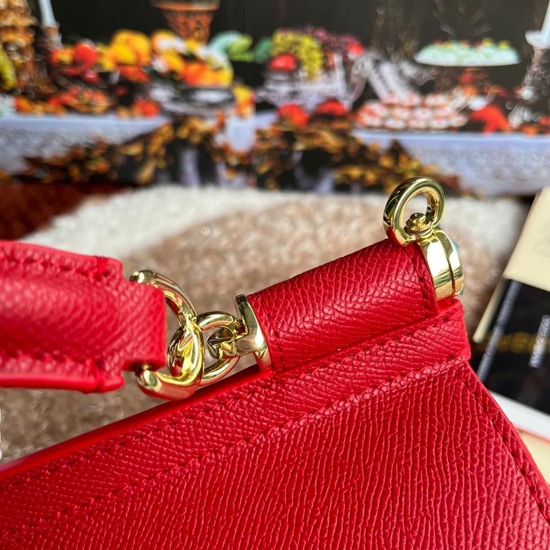 Сумки На Ремне Женские Dolce & Gabbana 225978