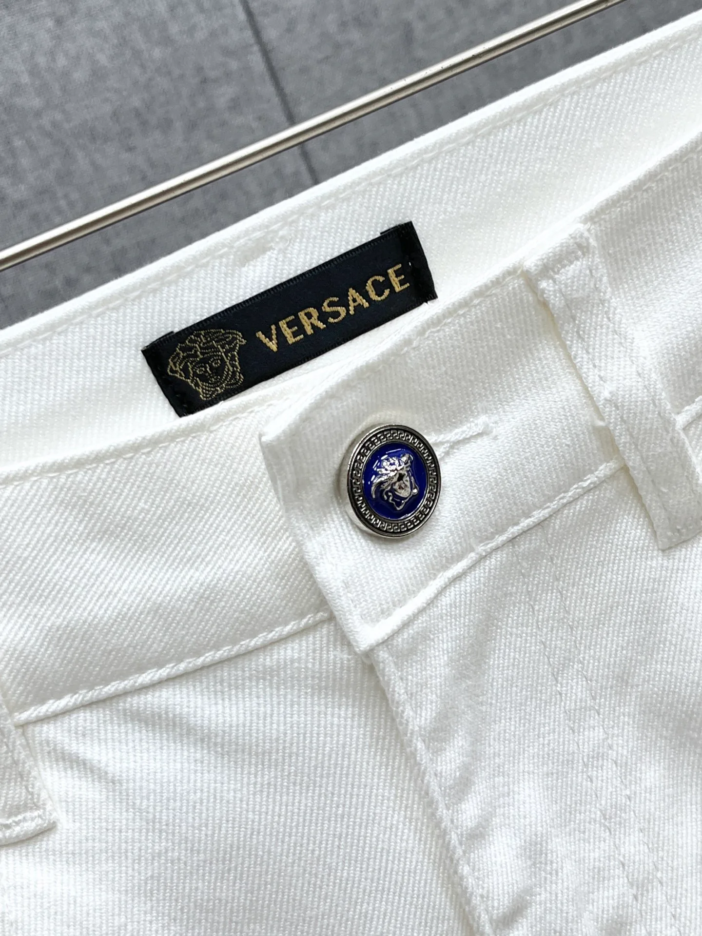 Джинсы Мужские Versace 18097888