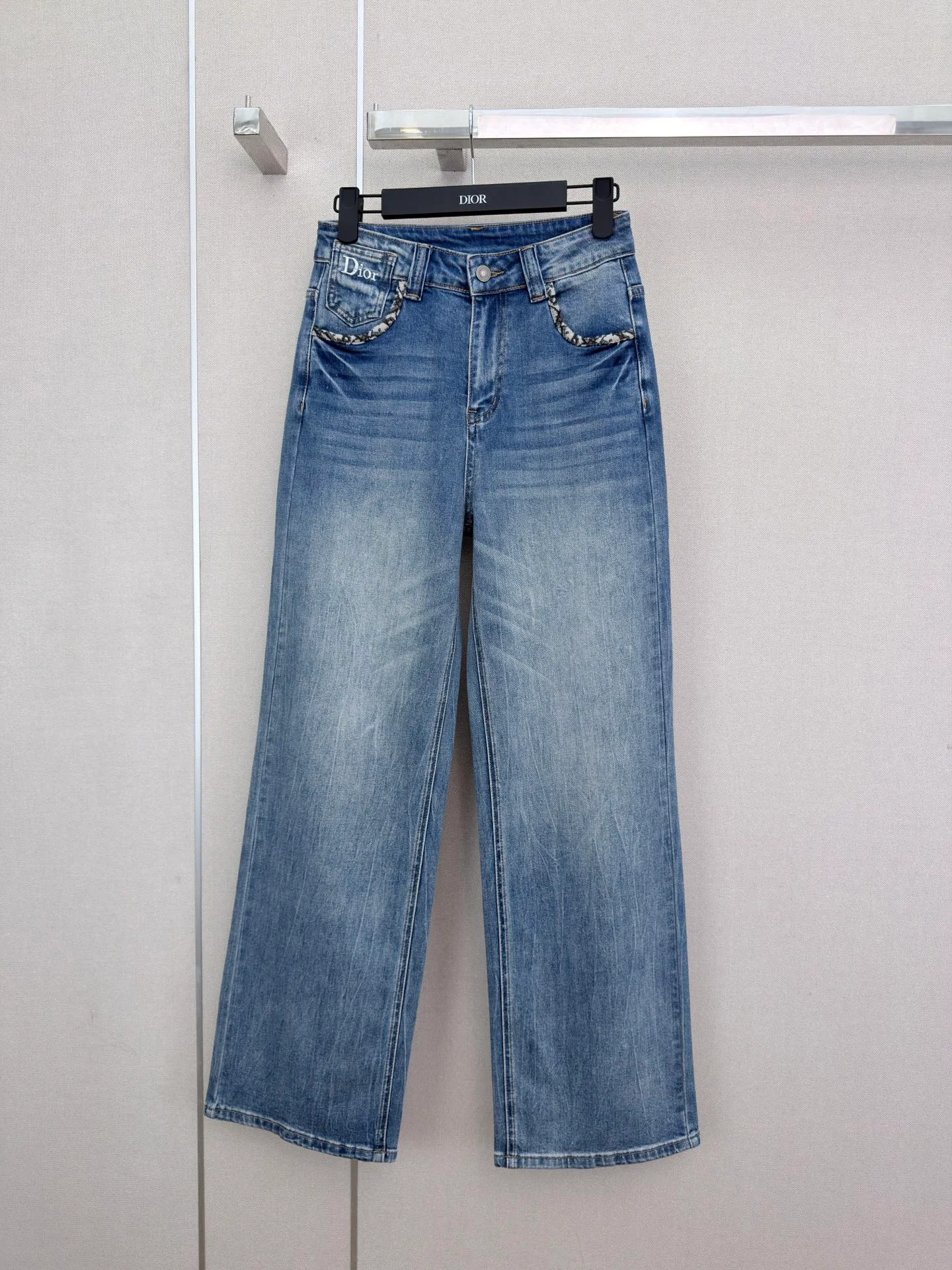Джинсы Женские Christian Dior 17564534
