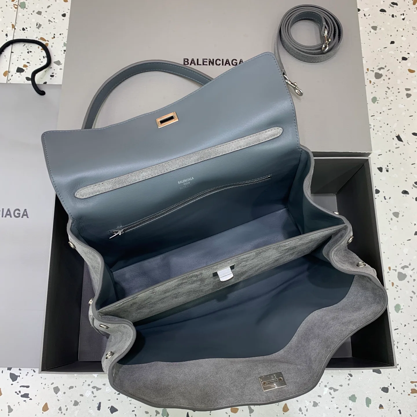 Классические Сумки Женские Balenciaga 13427297