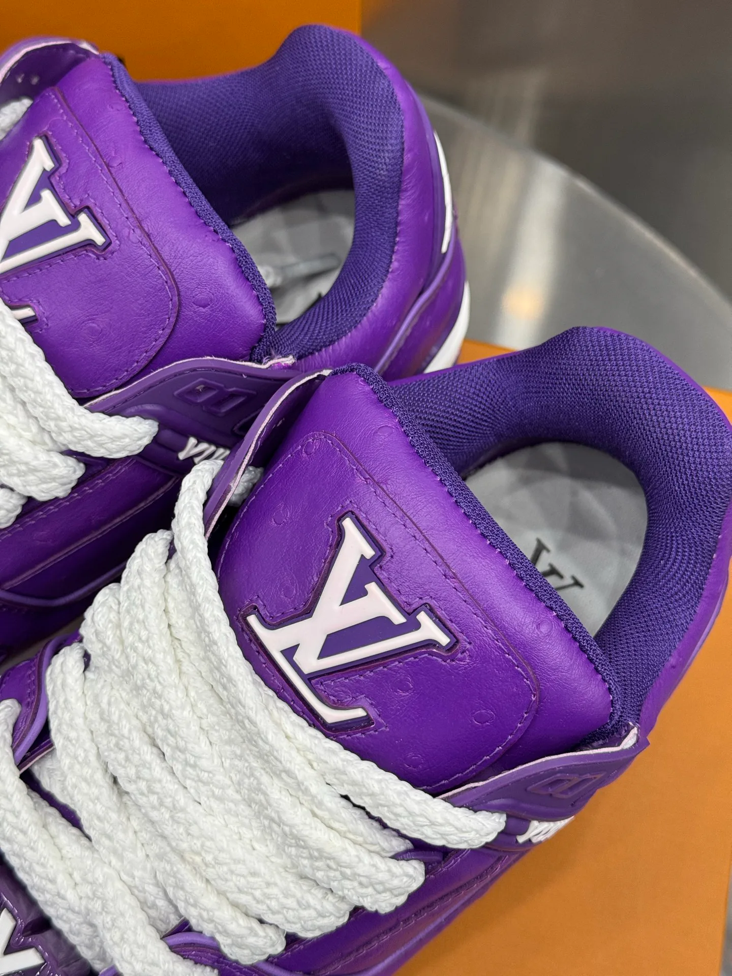 Кроссовки Женские Louis Vuitton 1141898