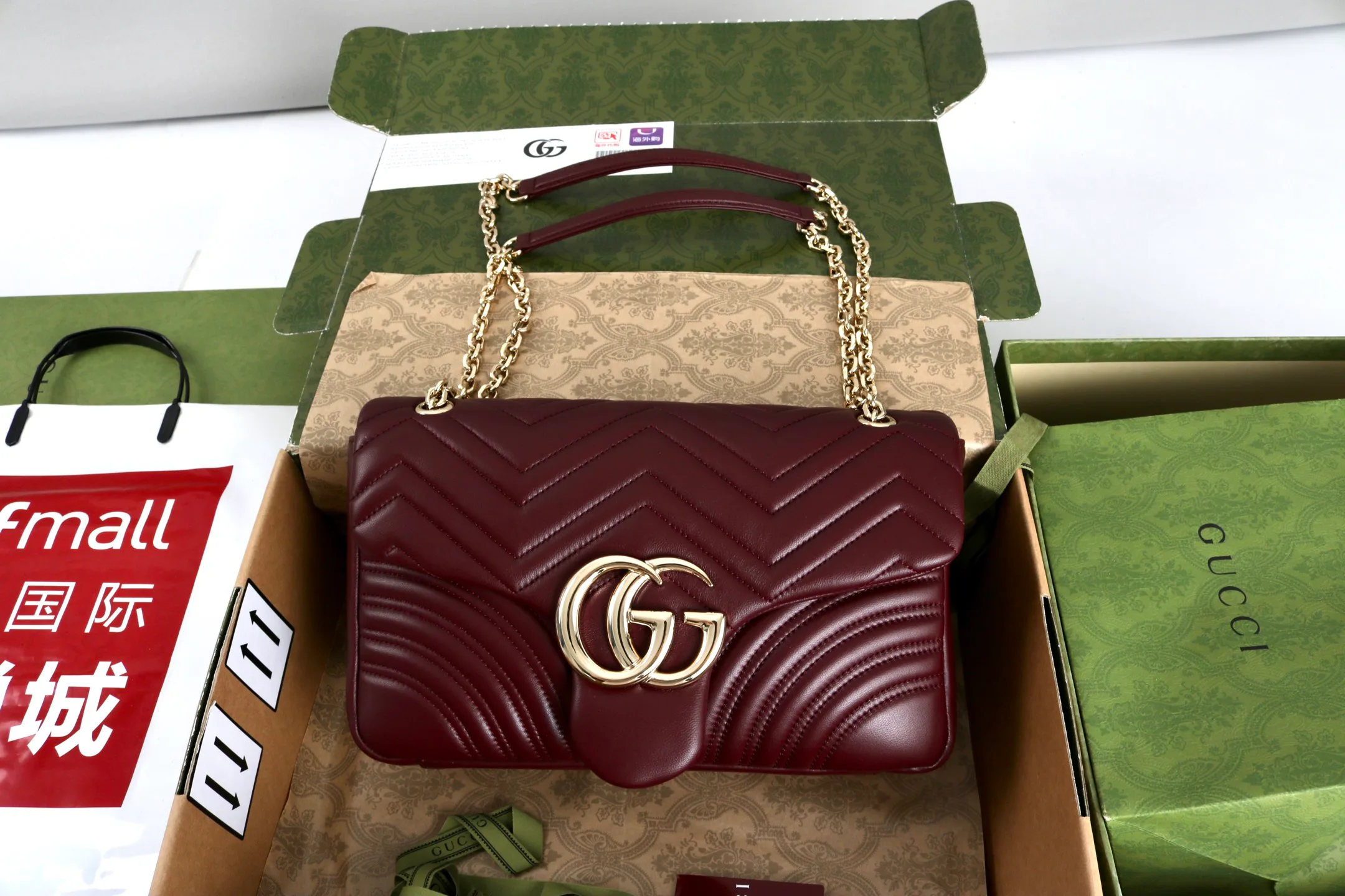 Классические Сумки Женские Gucci 18223238