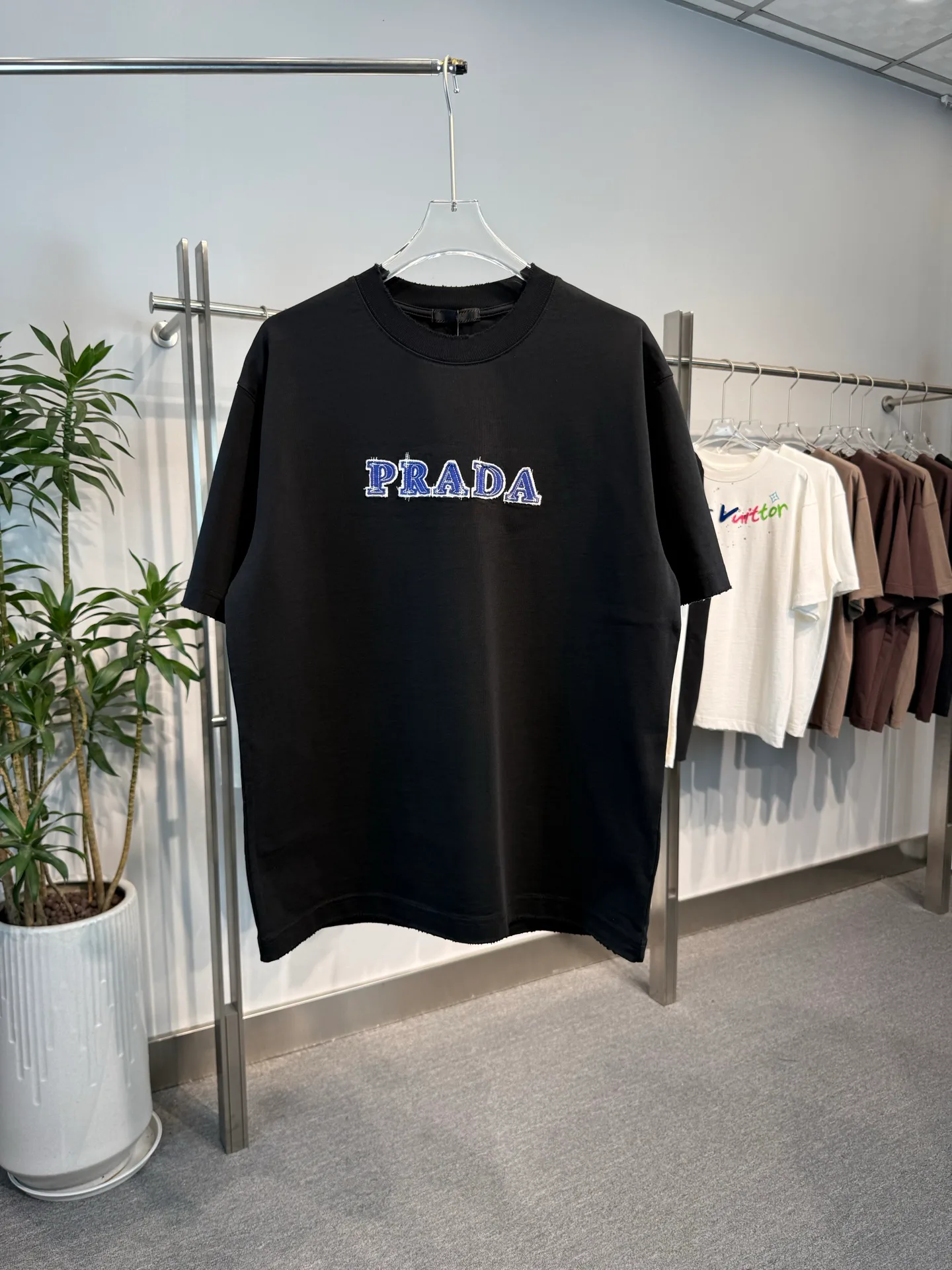 Футболки Женские Prada 11460854