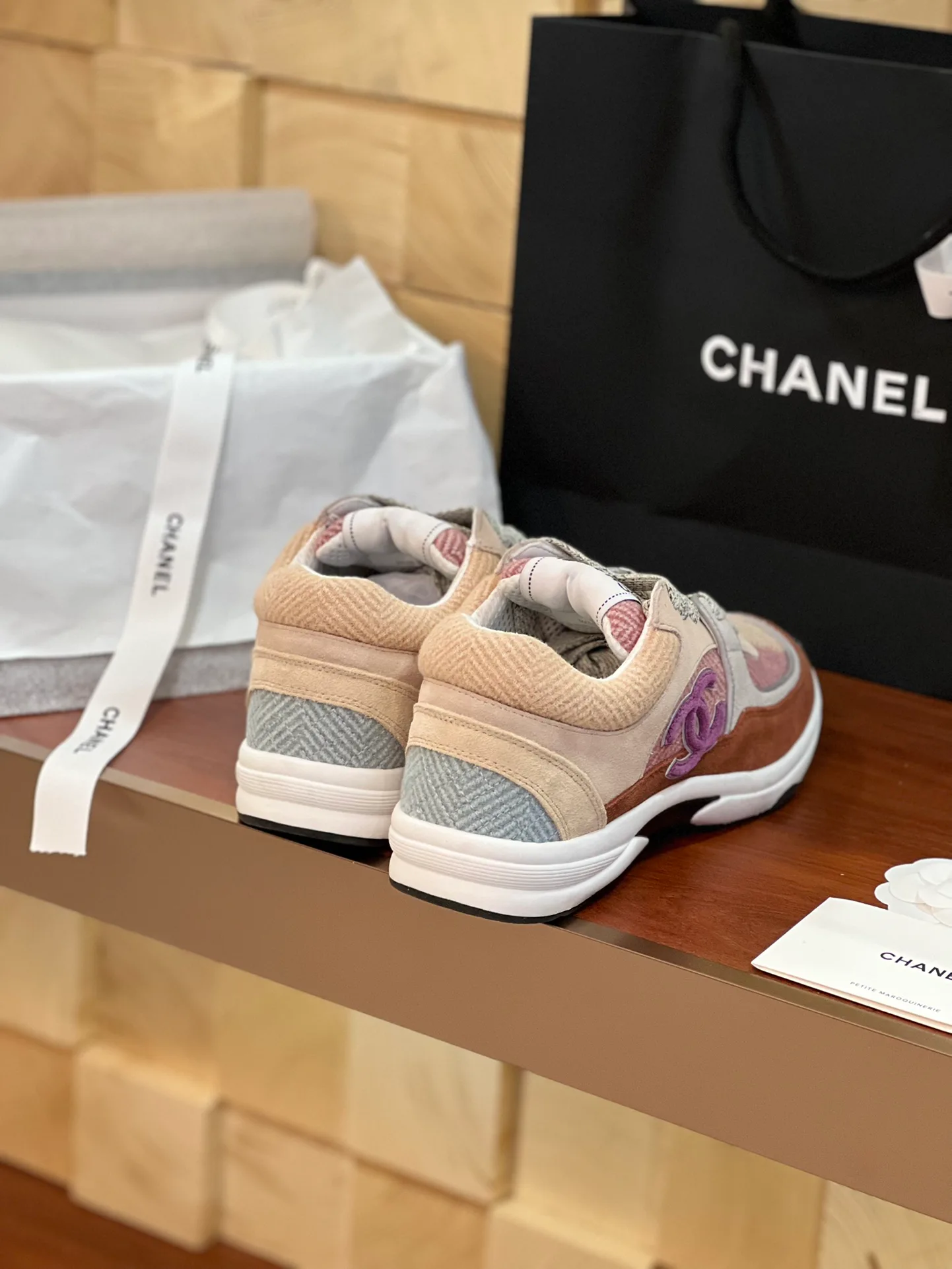 Кроссовки Женские Chanel 1021205