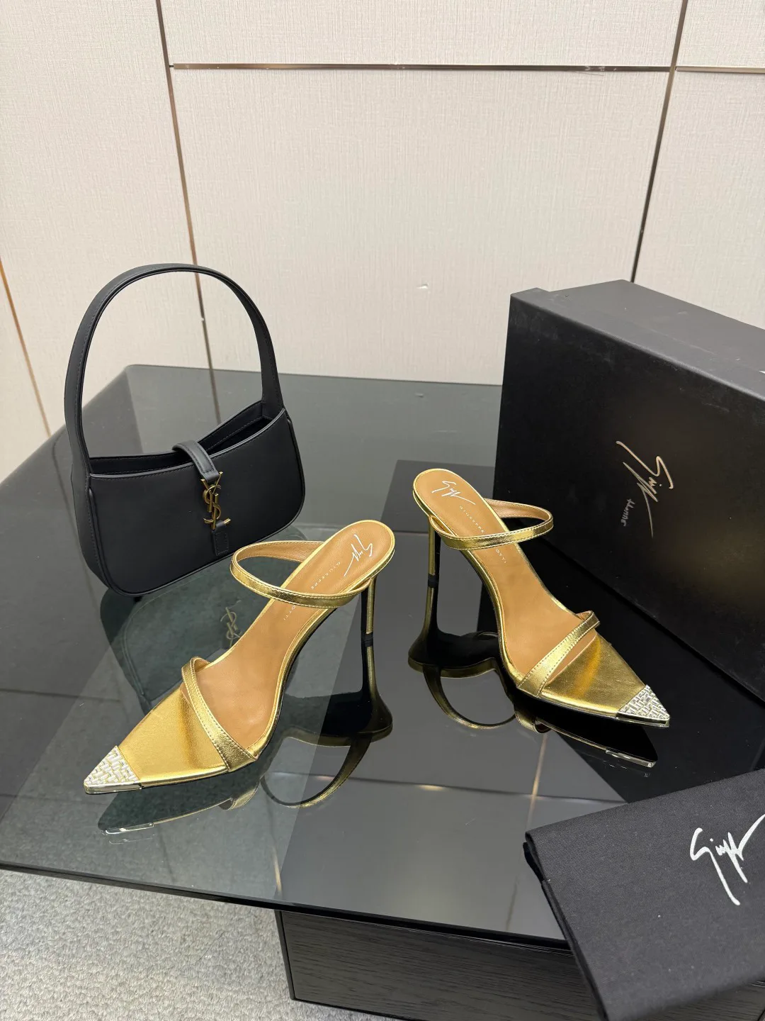 Босоножки Женские Giuseppe Zanotti 5052101