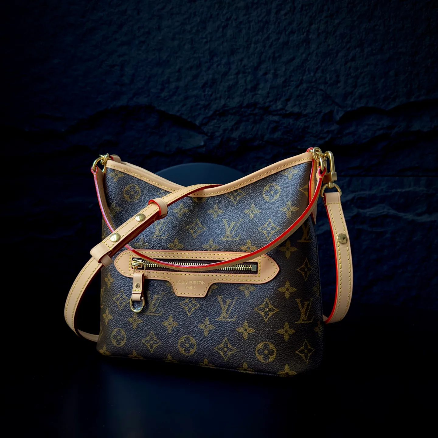 Классические Сумки Женские Louis Vuitton 18170512