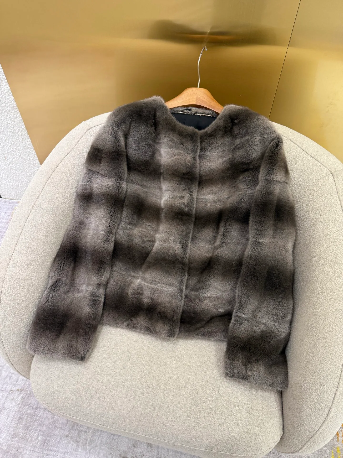 Шубы Женские Fendi 250984