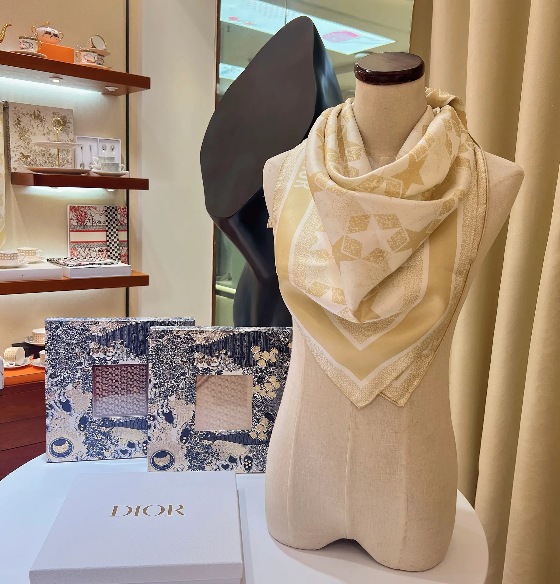 Шарфы Christian Dior 968079