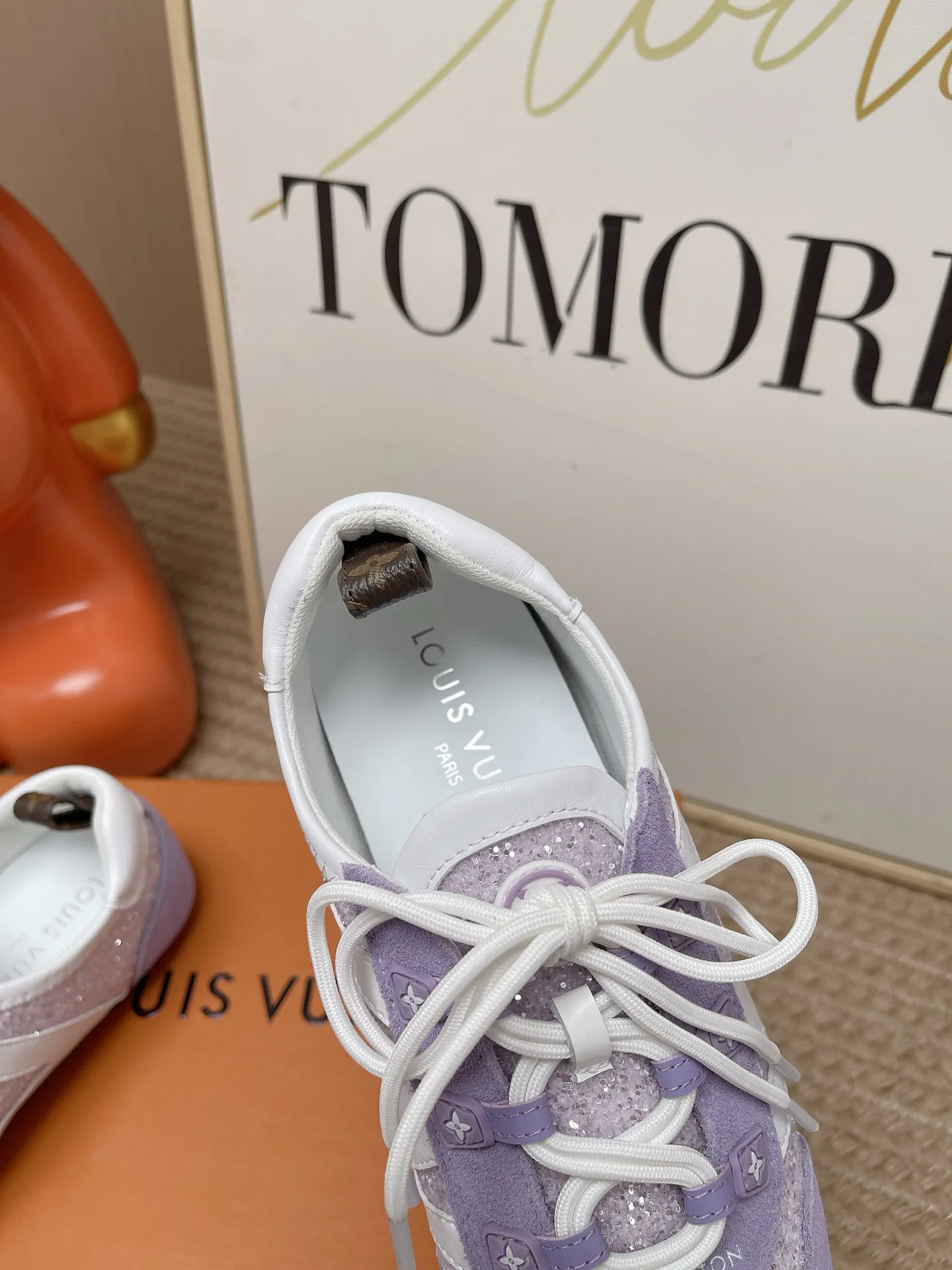 Кроссовки Женские Louis Vuitton 17571641