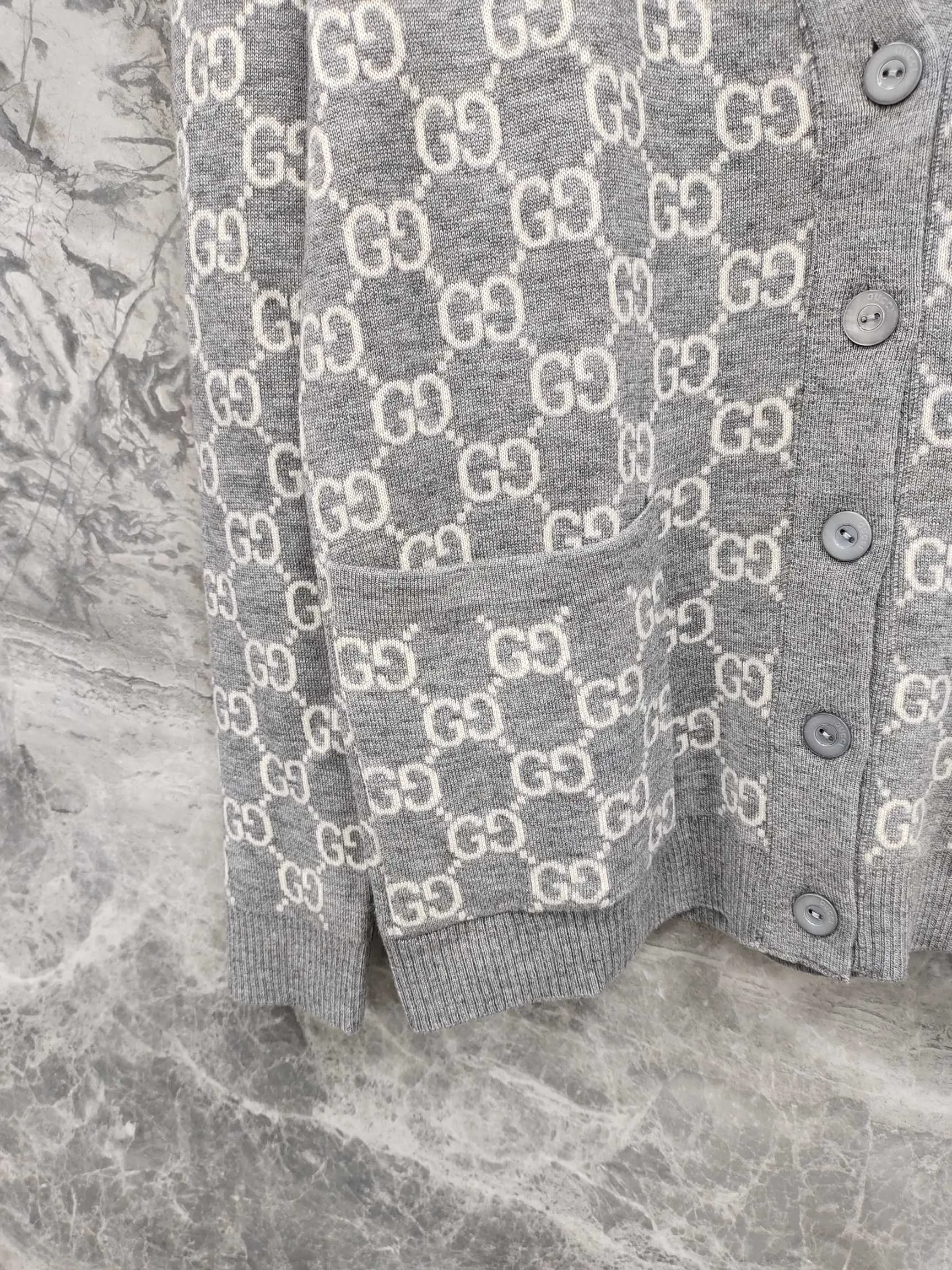 Джемперы И Свитеры Женские Gucci 18743577