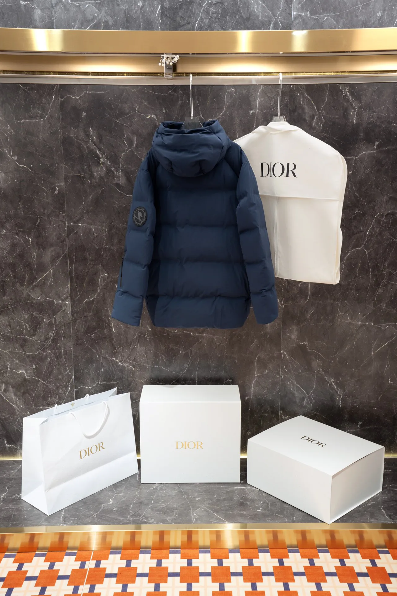 Куртки И Пуховики Женские Christian Dior 5740726