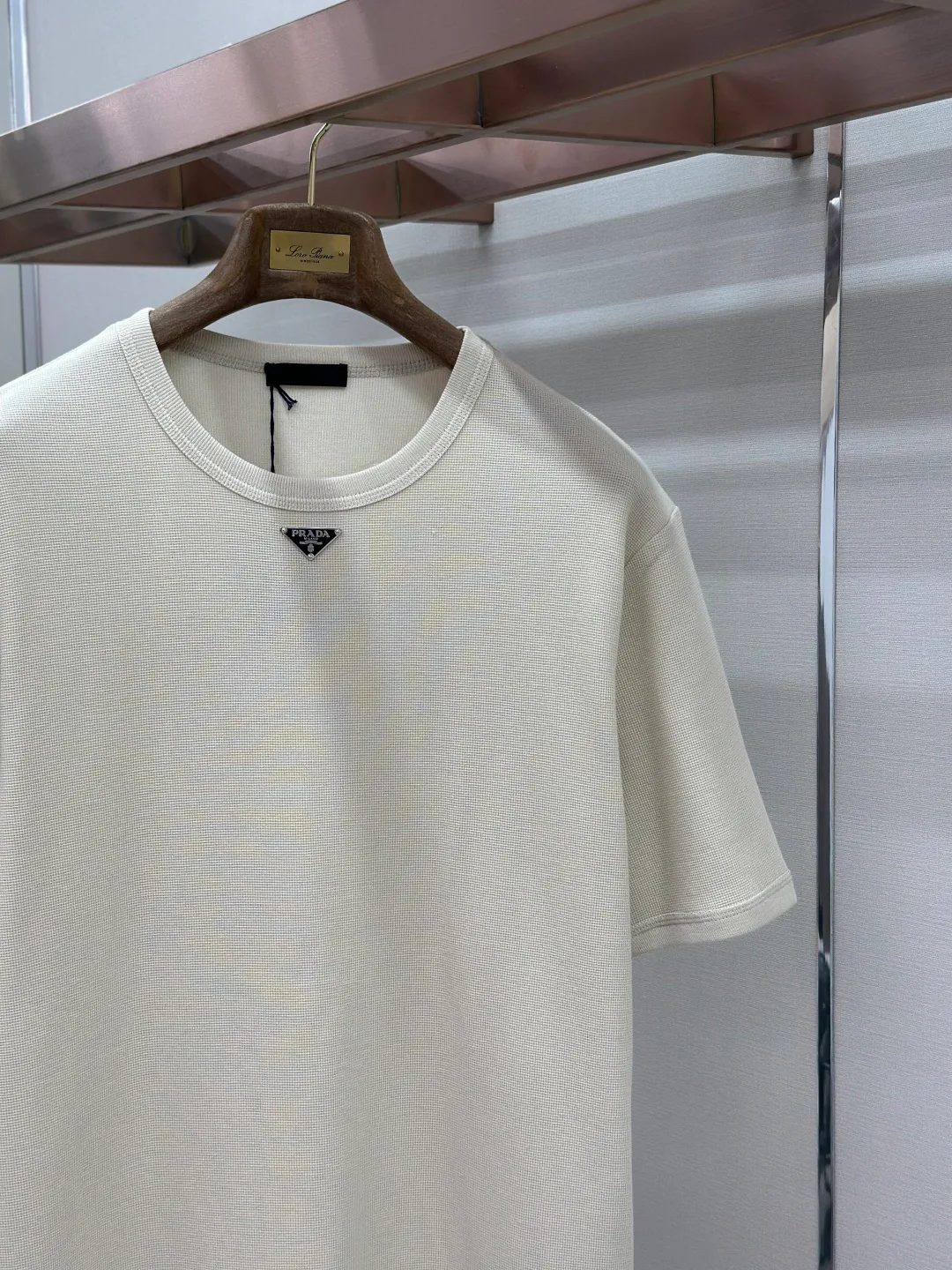 Футболки Женские Prada 18191101