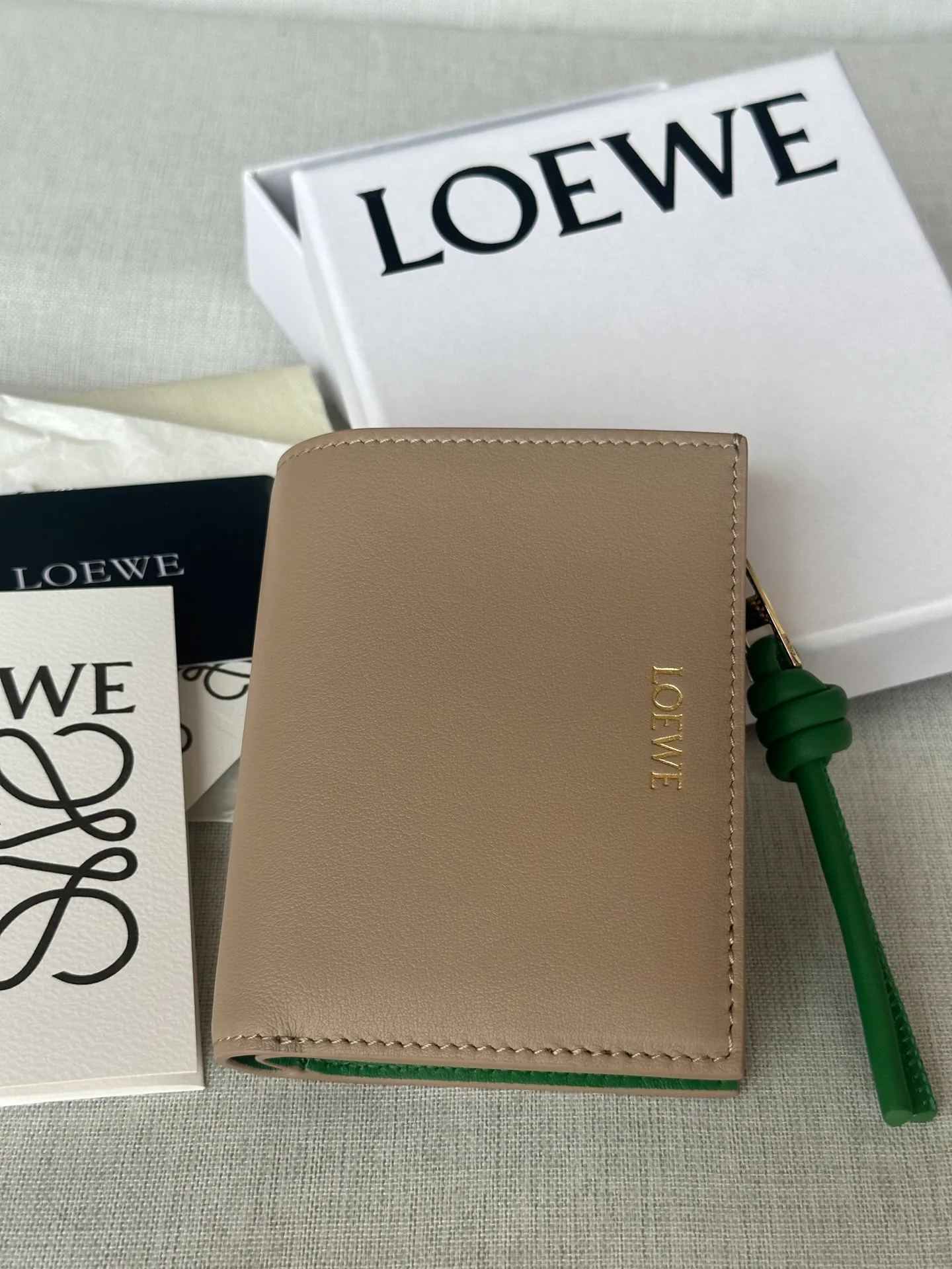 Клатчи Женские Loewe 18906576