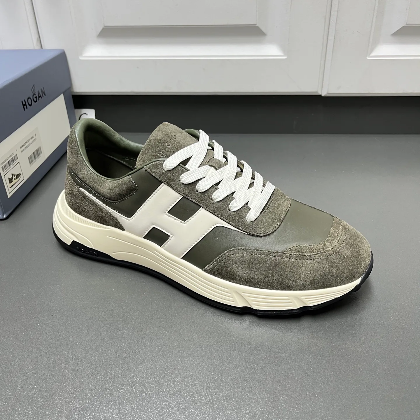 Кроссовки Мужские Hogan 11211926