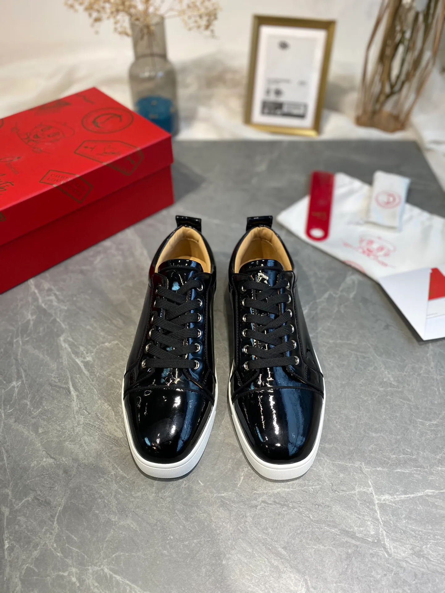 Кеды Женские Christian Louboutin 2651
