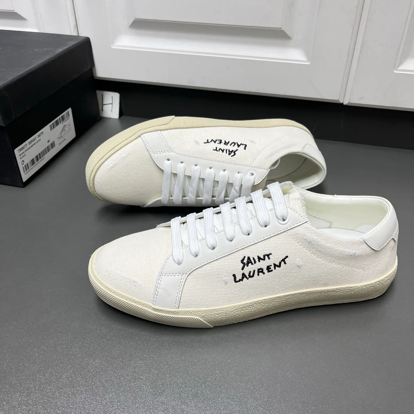 Кеды Мужские Saint Laurent 11607639