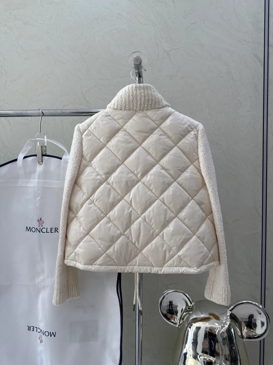 Куртки И Пуховики Женские Moncler 18539124