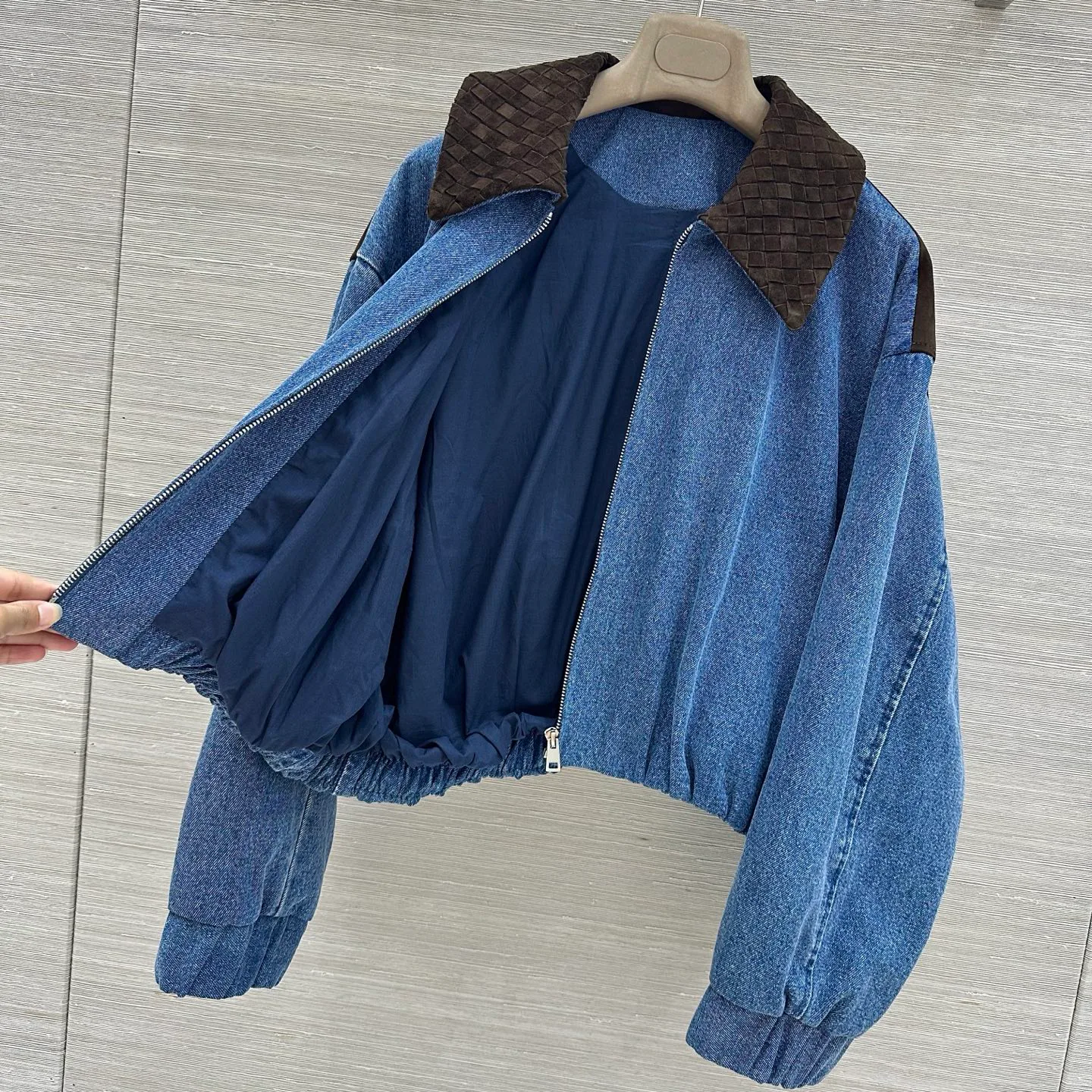 Куртки И Пуховики Женские Bottega Veneta 17413781
