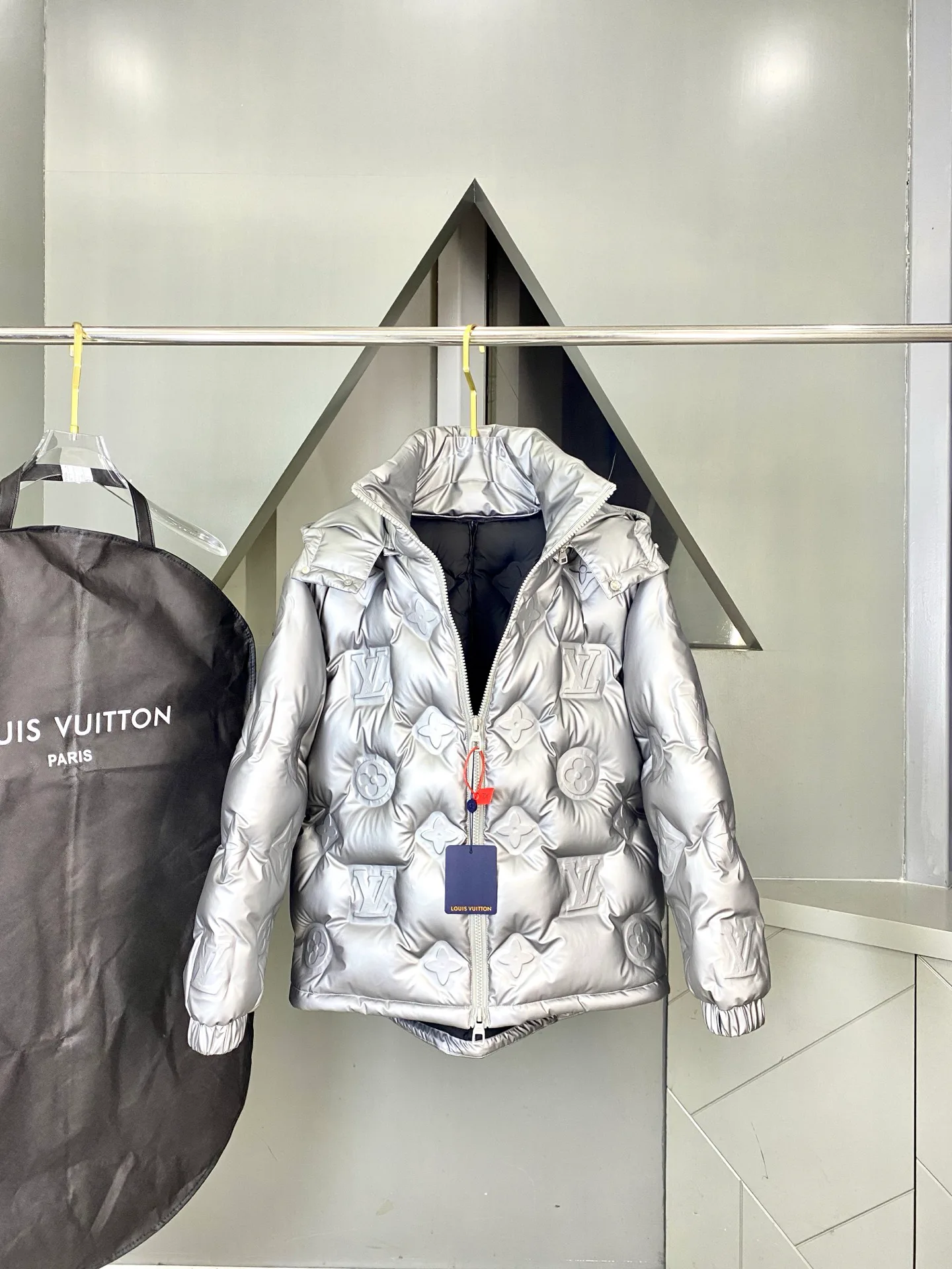 Куртки И Пуховики Мужские Louis Vuitton 375424