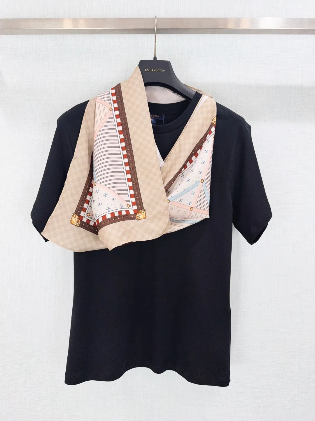 Футболки Женские Louis Vuitton 12737240