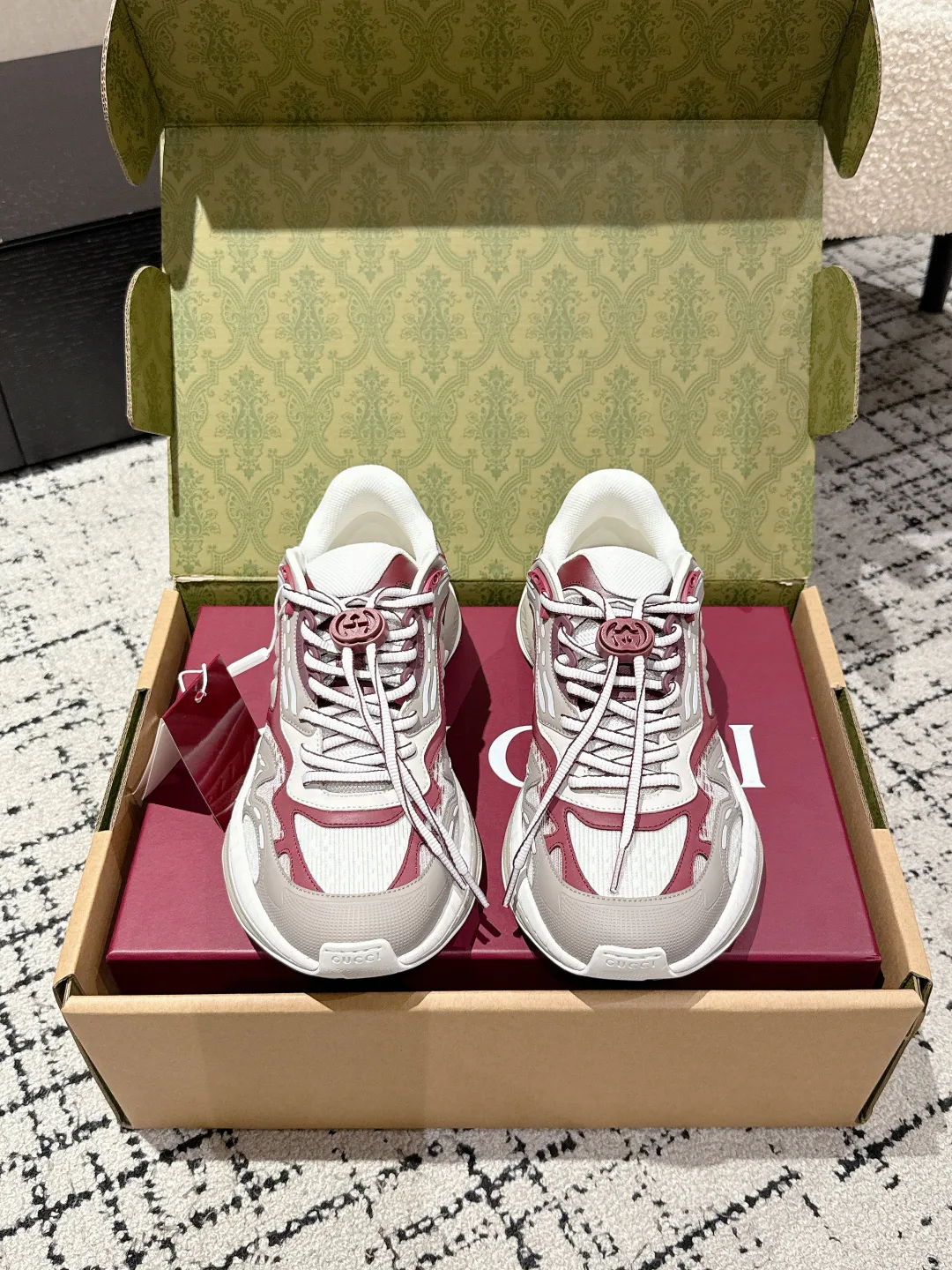 Кроссовки Женские Gucci 183121