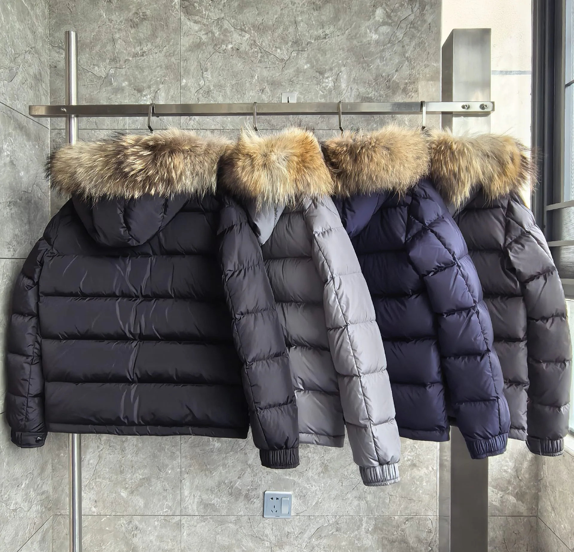 Куртки И Пуховики Женские Moncler 18761341
