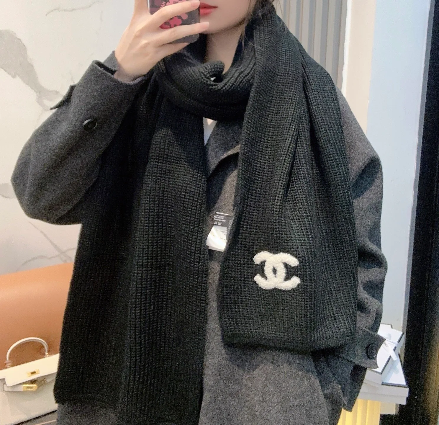 Шарфы Chanel 18105420
