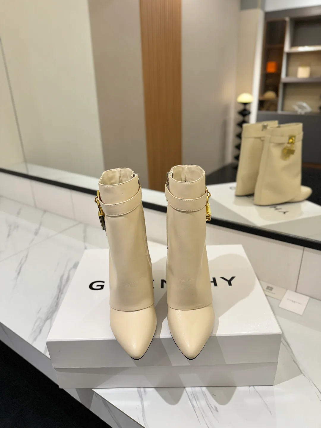 Ботинки Женские Givenchy 1286104