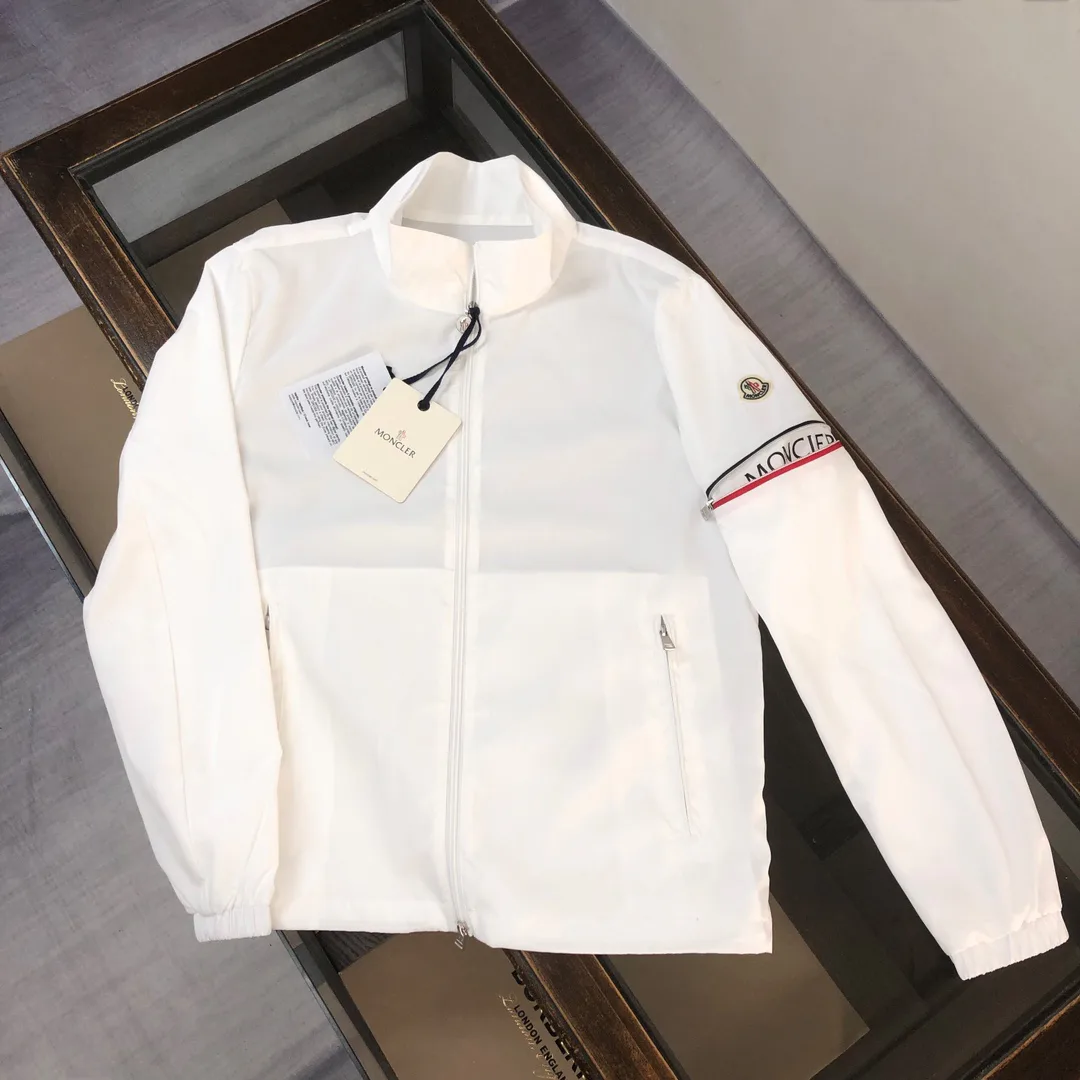 Куртки И Пуховики Женские Moncler 9642359