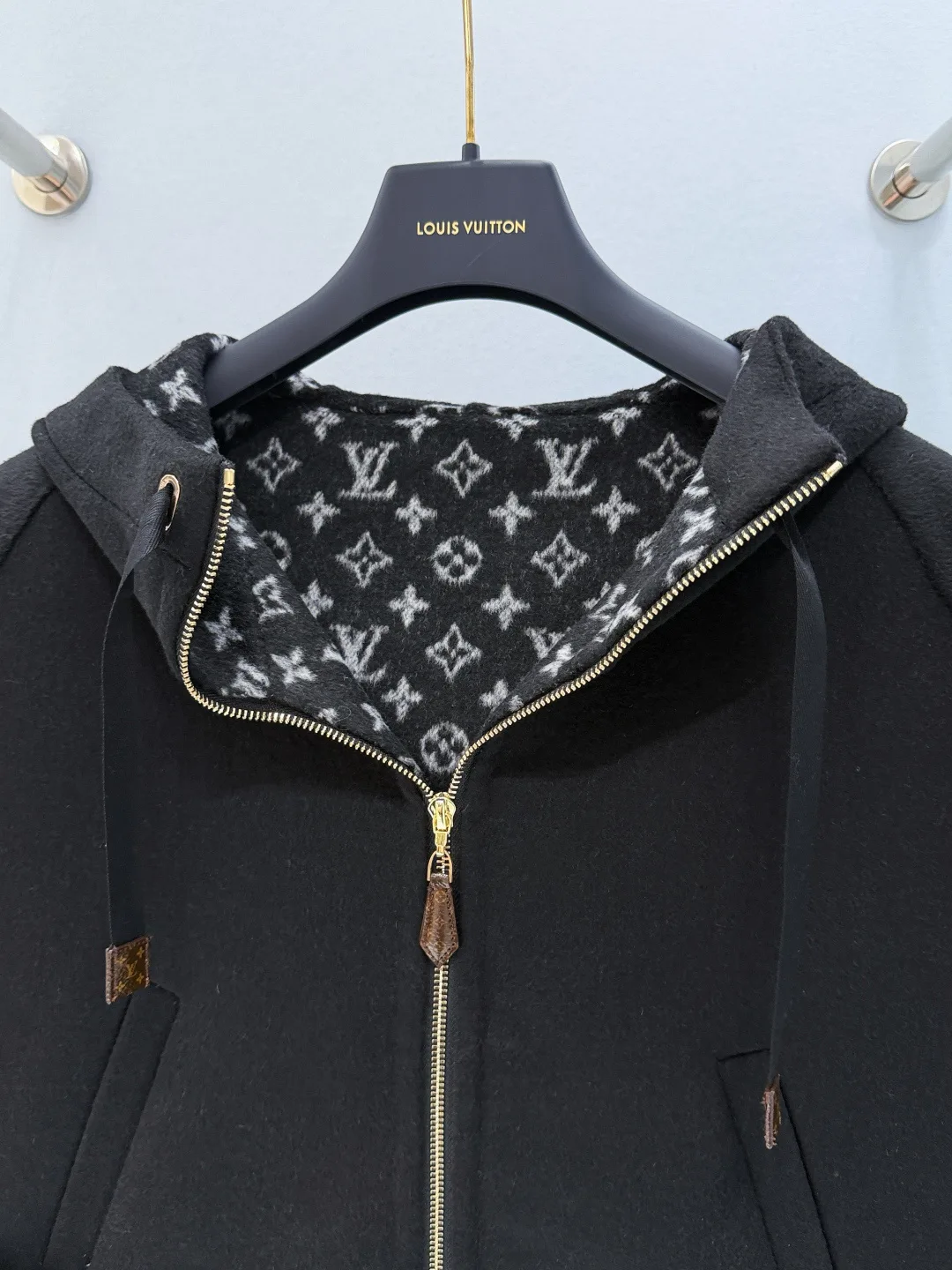 Жилеты Женские Louis Vuitton 1222688