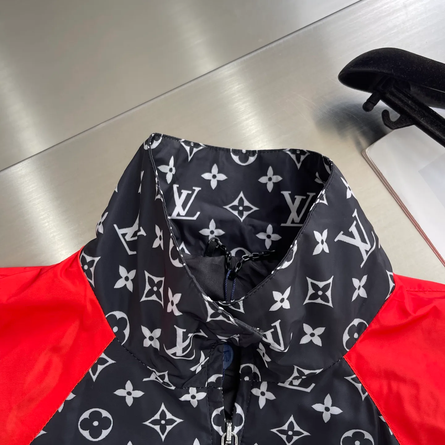 Куртки И Пуховики Мужские Louis Vuitton 9596377