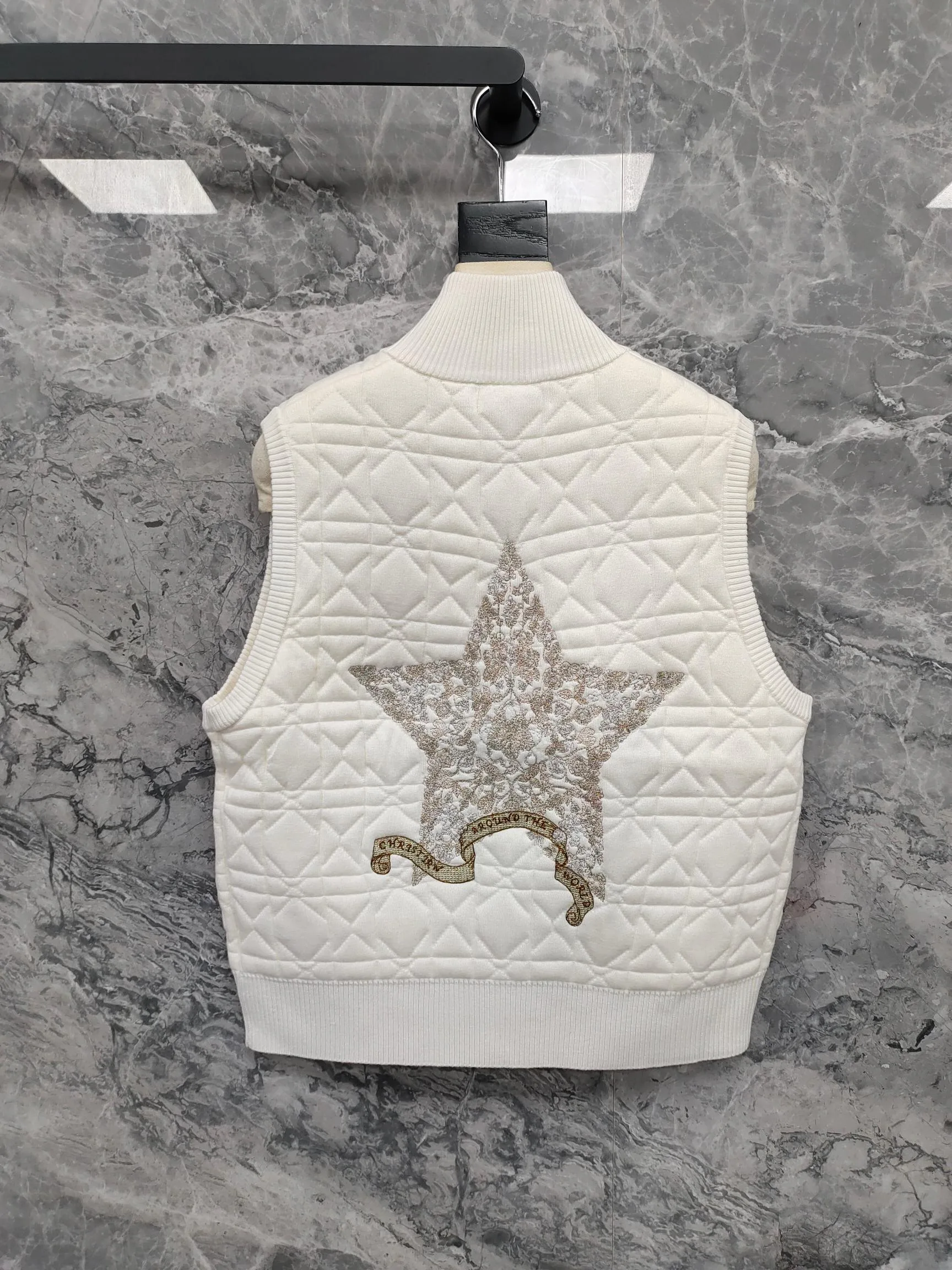Жилеты Женские Christian Dior 17954009
