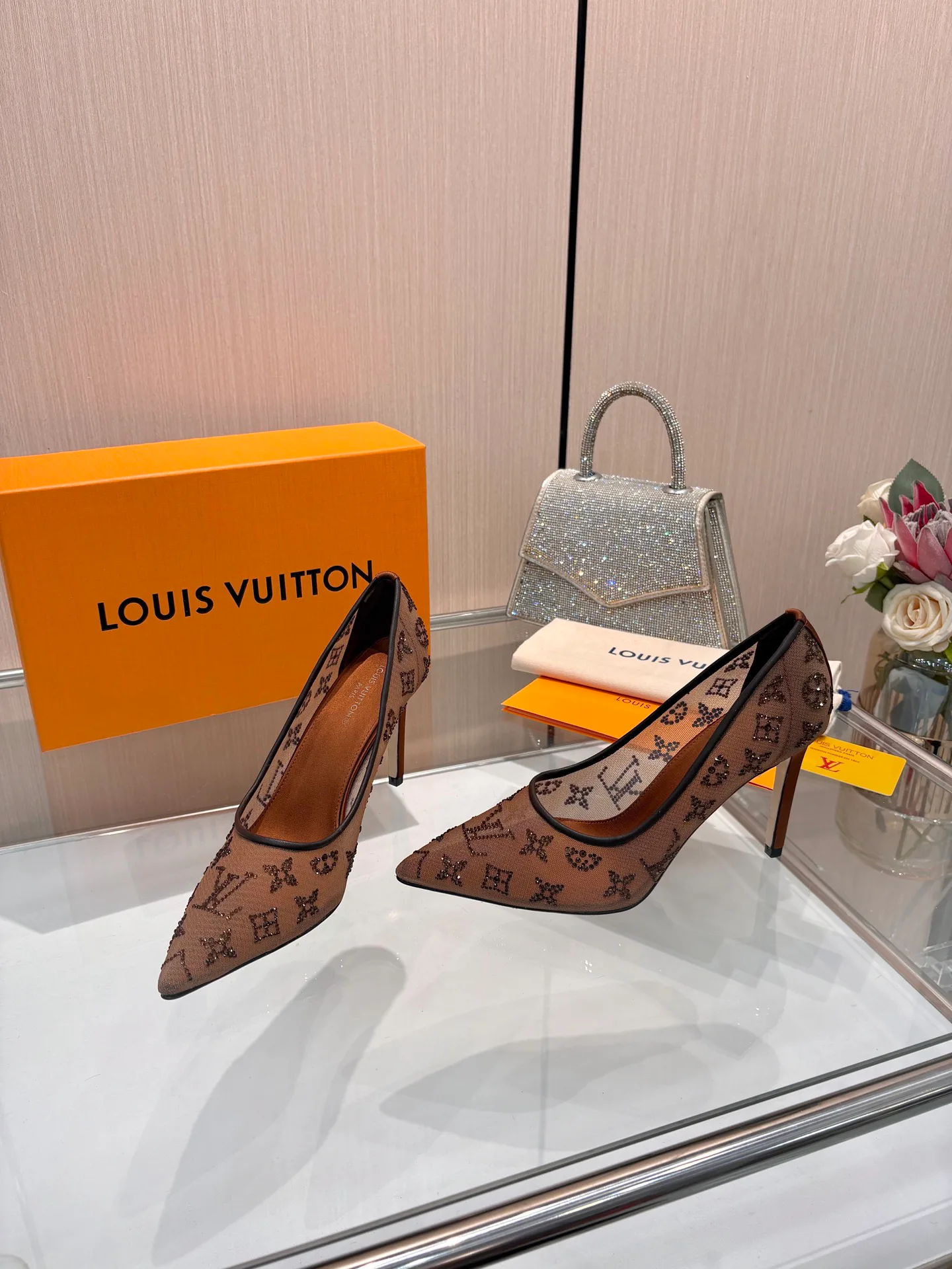 Туфли Женские Louis Vuitton 19597271