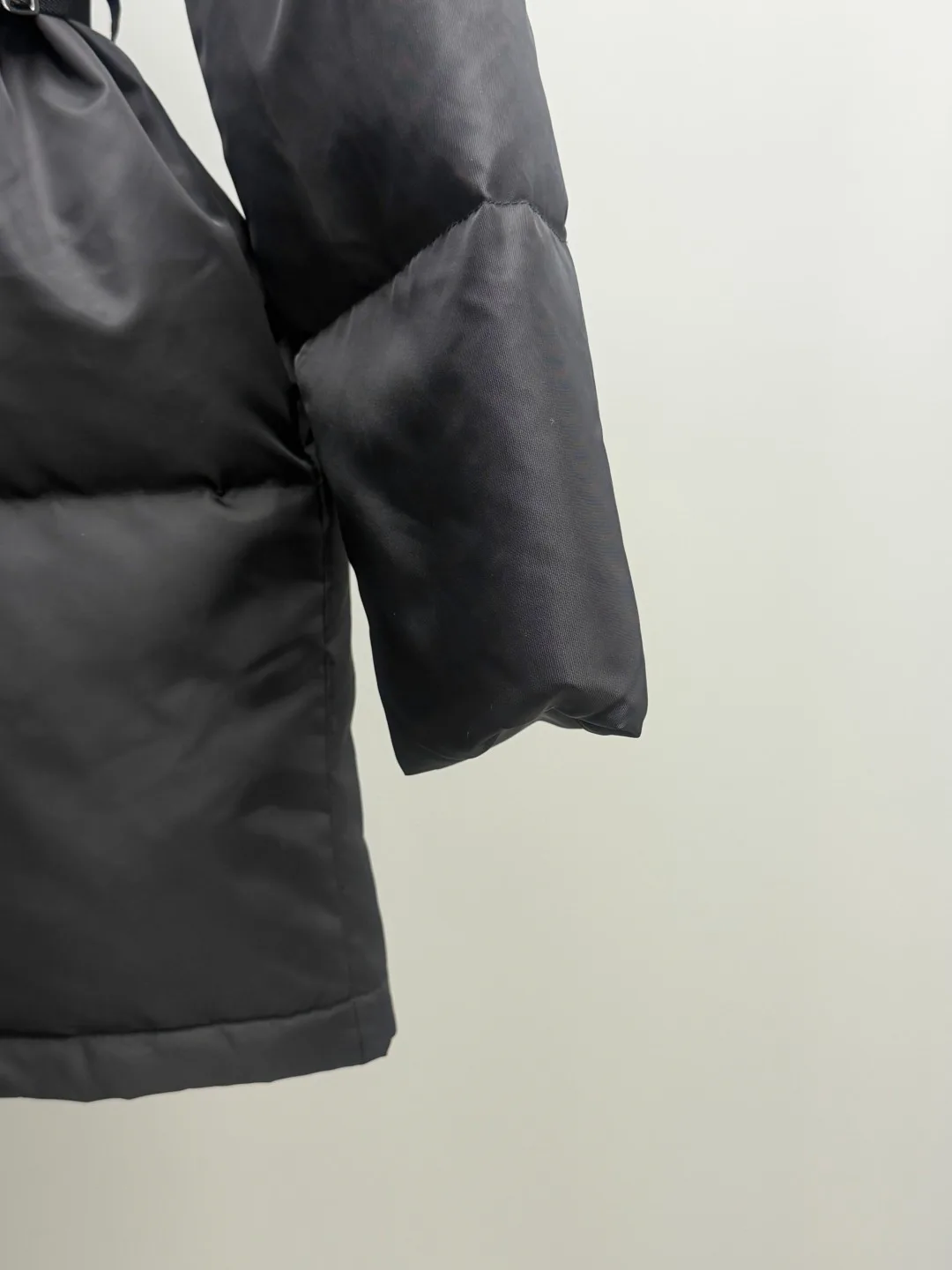 Куртки И Пуховики Женские Prada 18411266