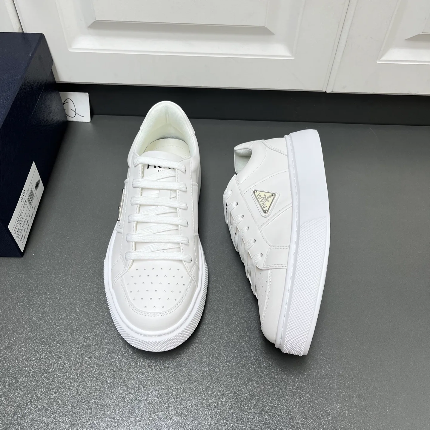 Кроссовки Мужские Prada 17457943