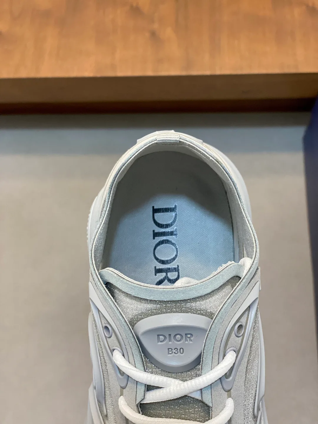 Кроссовки Женские Christian Dior 17342977