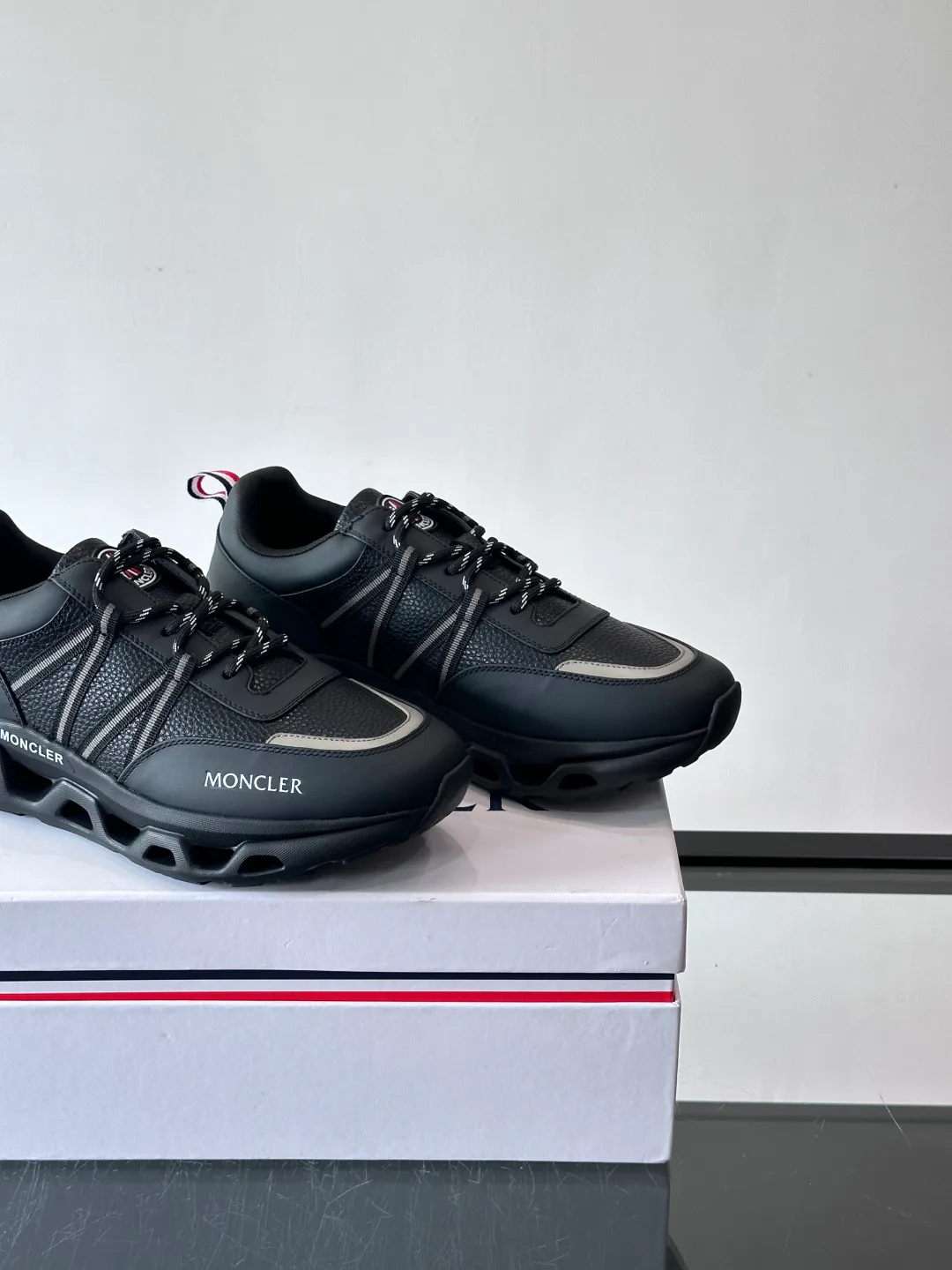 Кроссовки Мужские Moncler 1072312